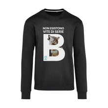 Felpa “Non esistono vite di serie B” - Lupo, girocollo