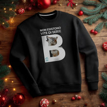 Felpa “Non esistono vite di serie B” - Lupo, girocollo