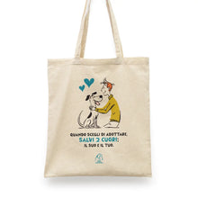 Shopper “Quando scegli di adottare, salvi 2 cuori” con uomo